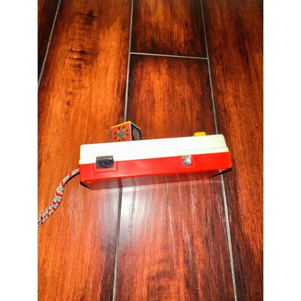 Vintage‎ 1974 Fisher Price Pocket Camera, 46,